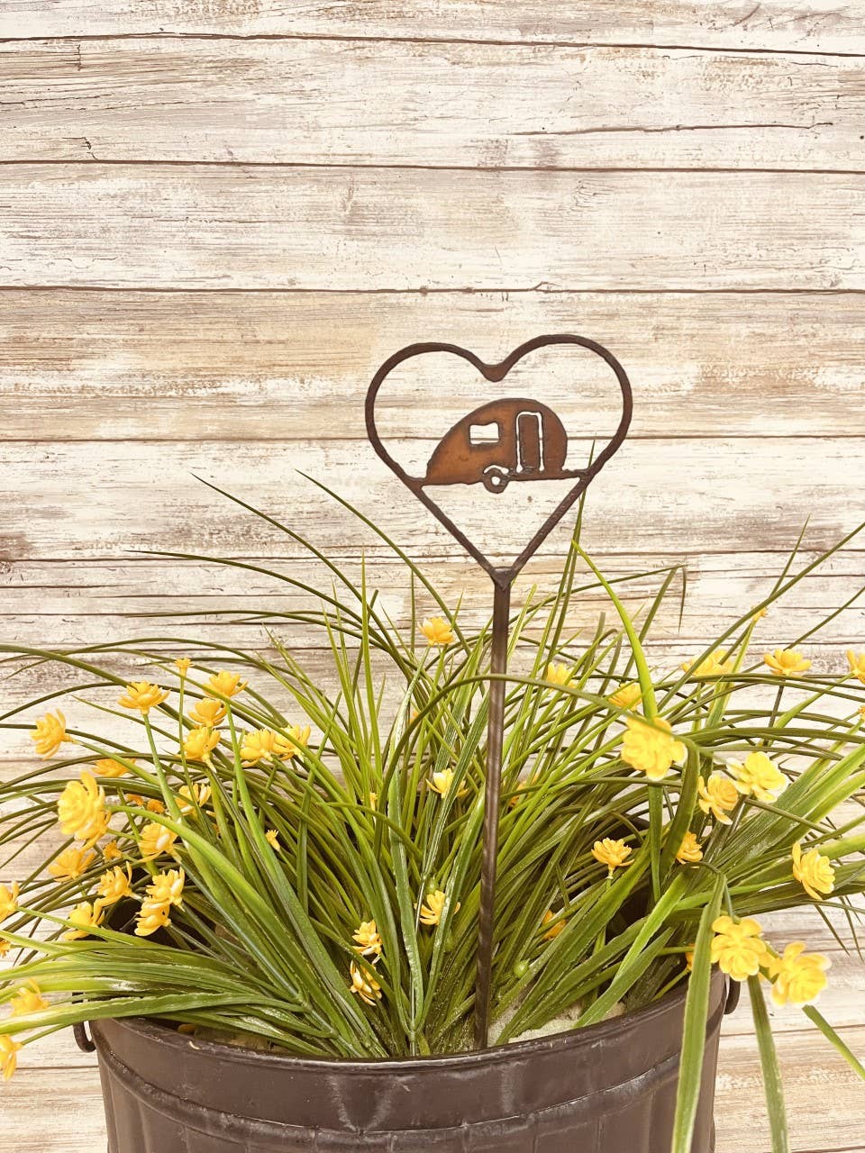 Heart Outline with Camping Trailer Koa Garden Plant Stake