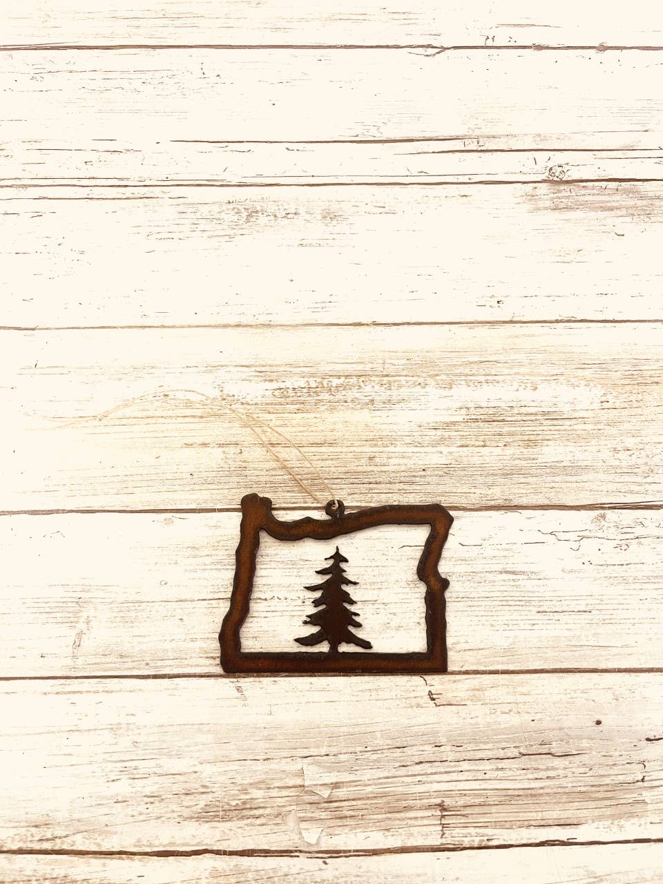 Oregon Outline with Pinetree Rustic Ornament