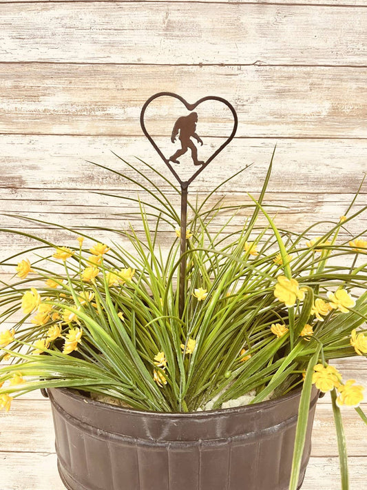 Heart Outline with Bigfoot Garden Plant Stake